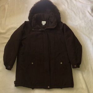 Like new, petite large, St. John’s Bay winter coat. Dark brown w/removable hood.
